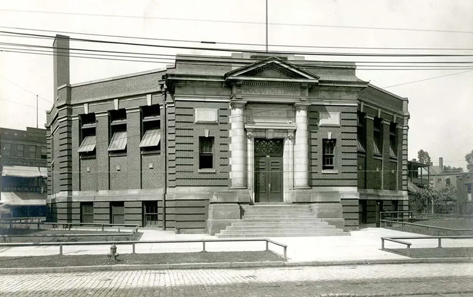 1904 Image
